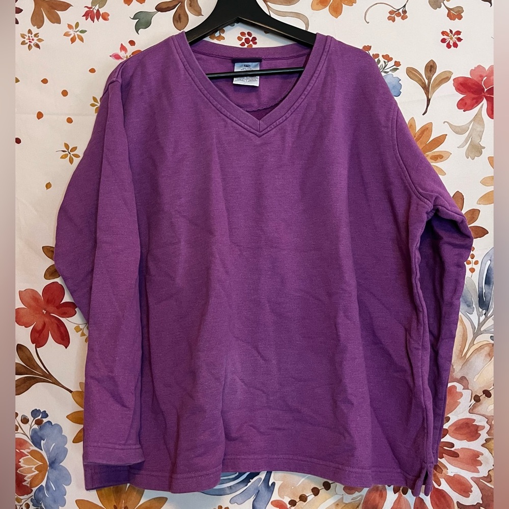 Vintage 2XL Curves For Women 80s 90s Pearly Purple Vneck Athletic Sweatshirt